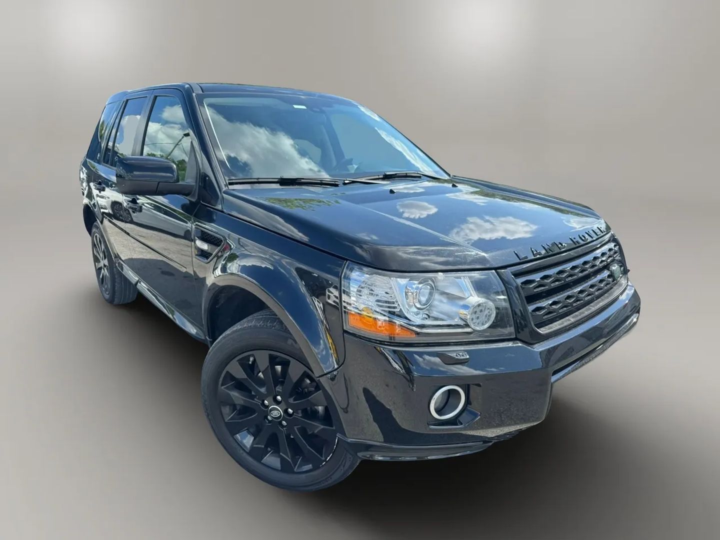 land rover lr2 2015 SALFR2BG1FH423212 image land rover lr2 2015 SALFR2BG1FH423212 image